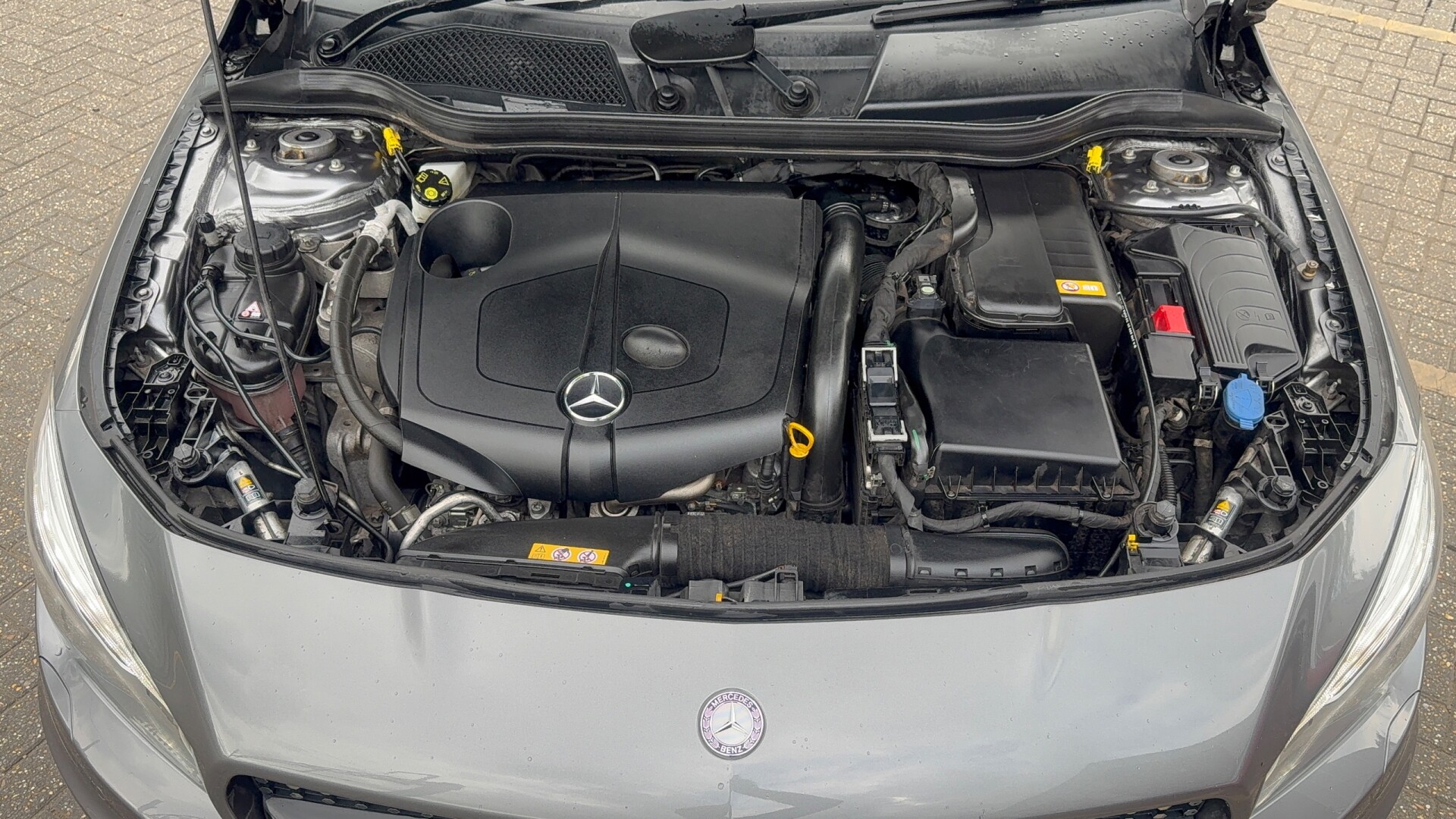 Mercedes Benz CLA