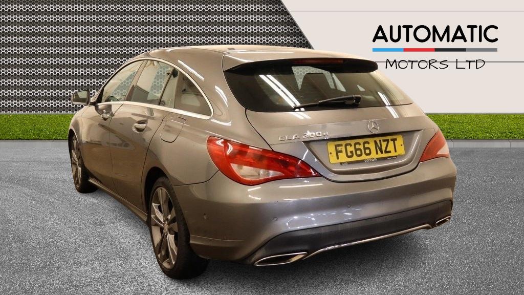 Mercedes Benz CLA