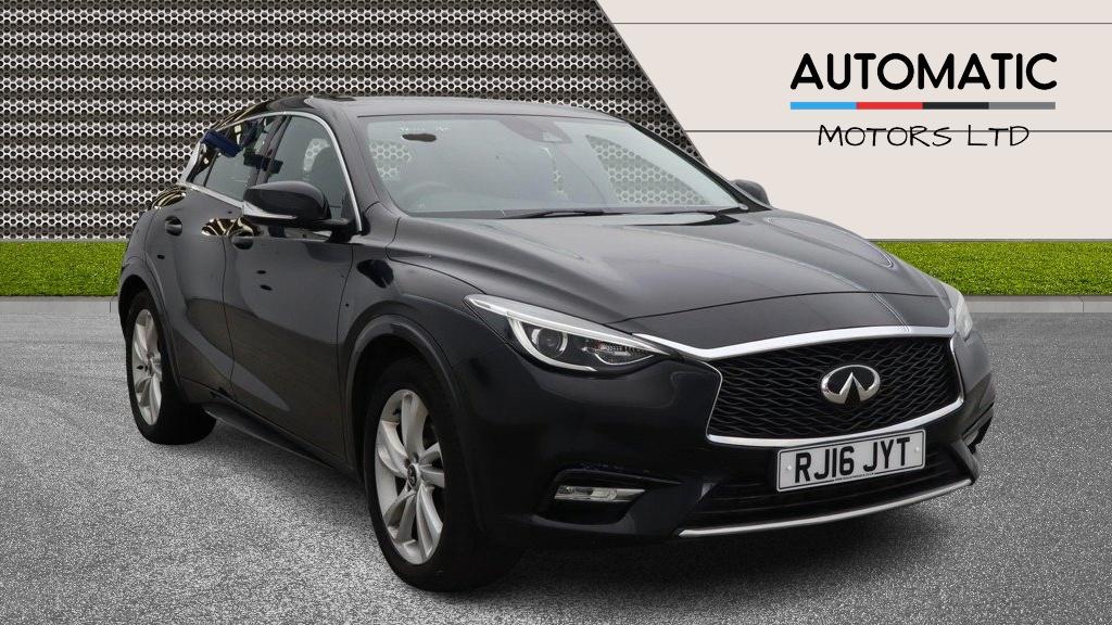 Infiniti Q30
