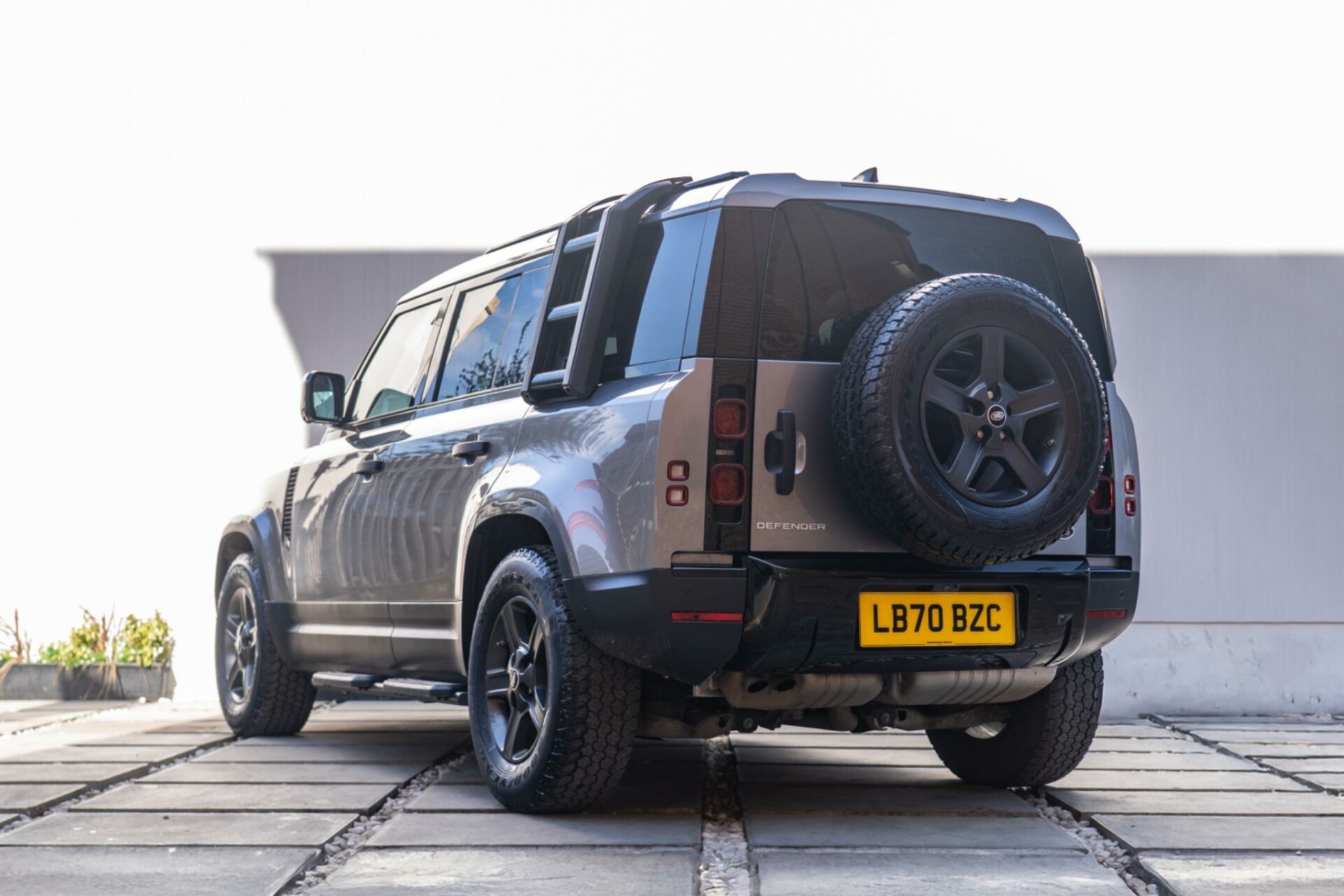 Land Rover 110