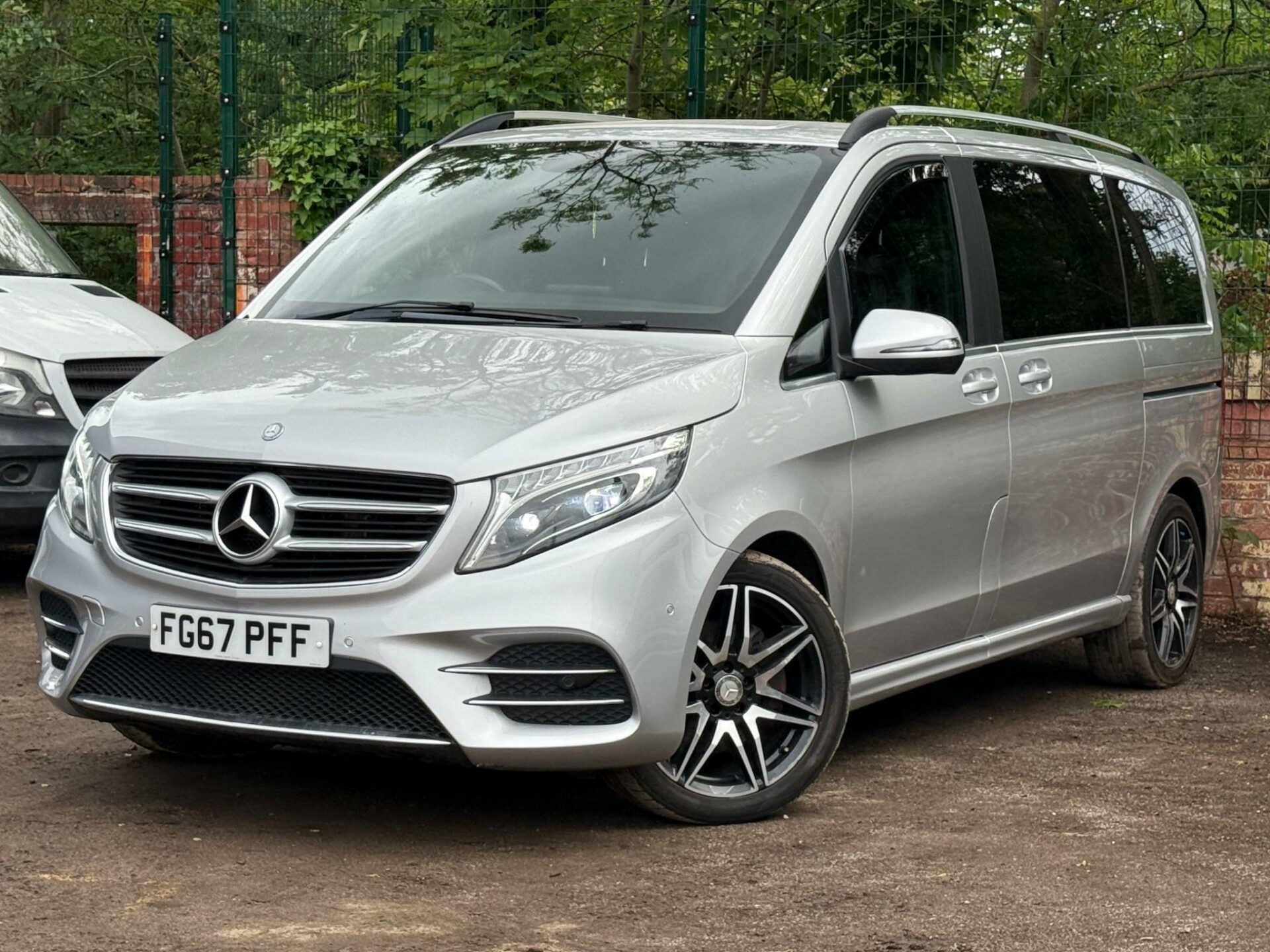 Mercedes Benz V Class