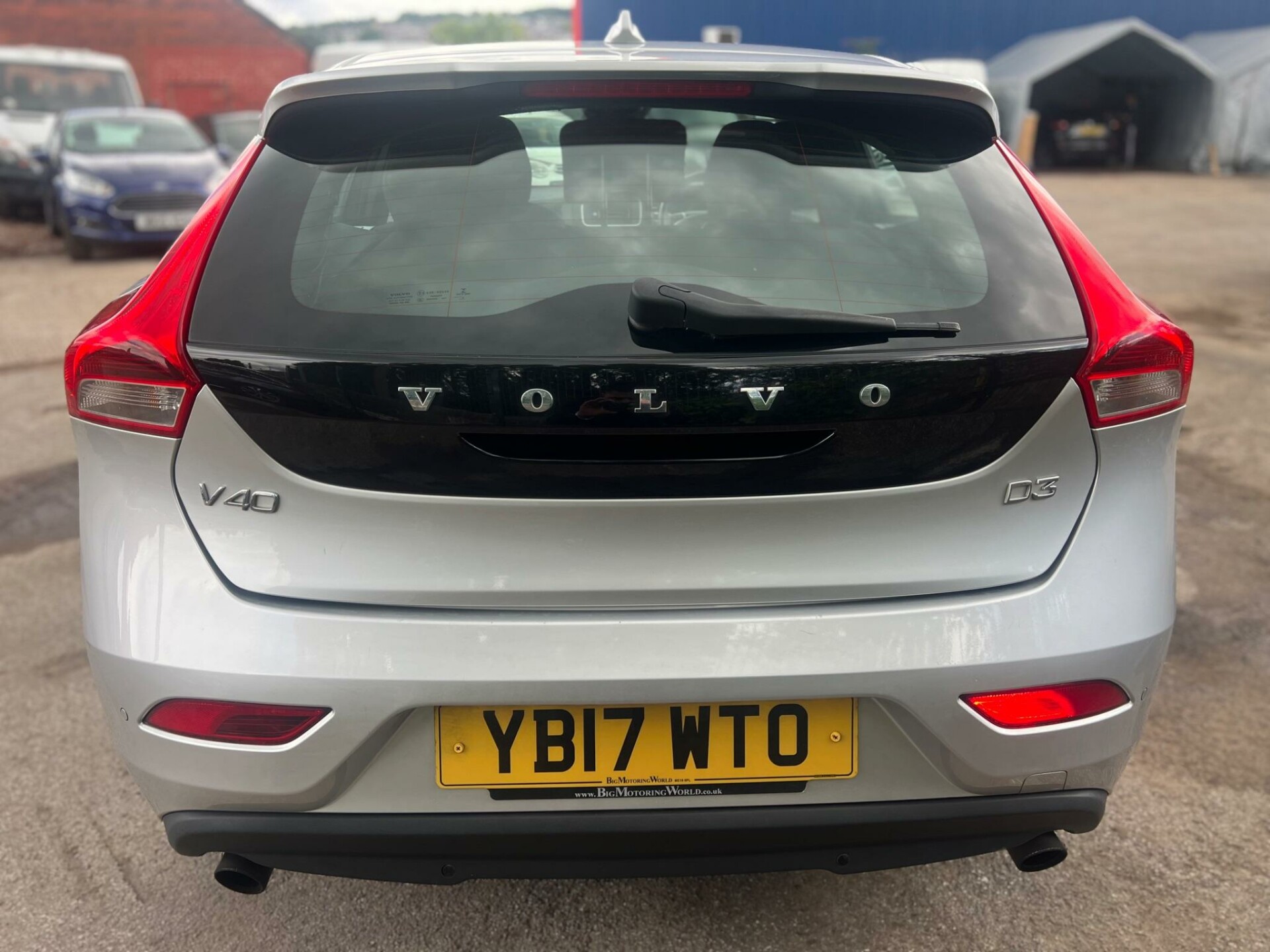 Volvo V40