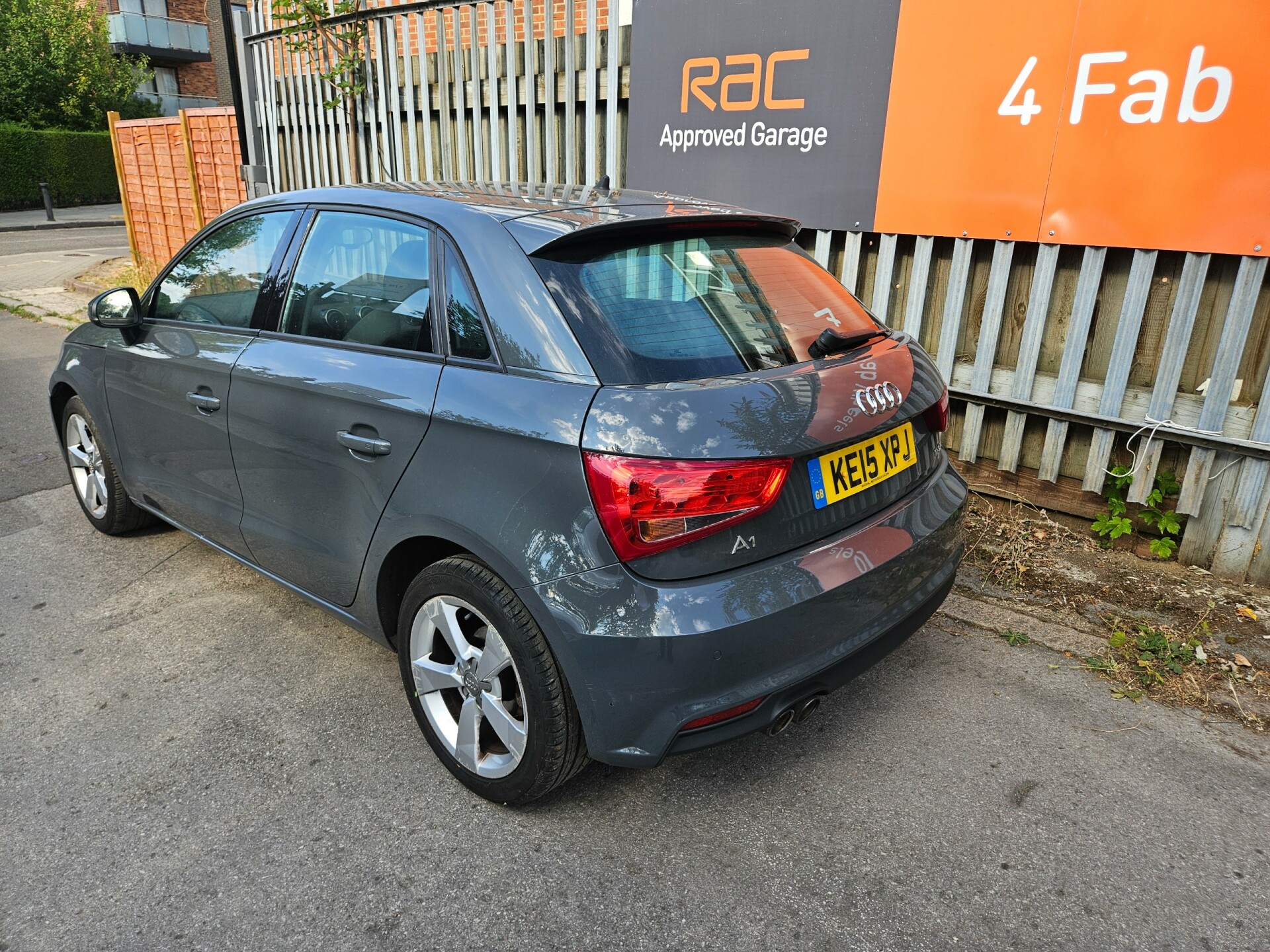 Audi A1