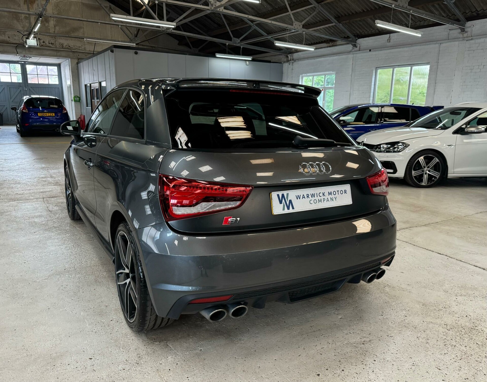 Audi S1