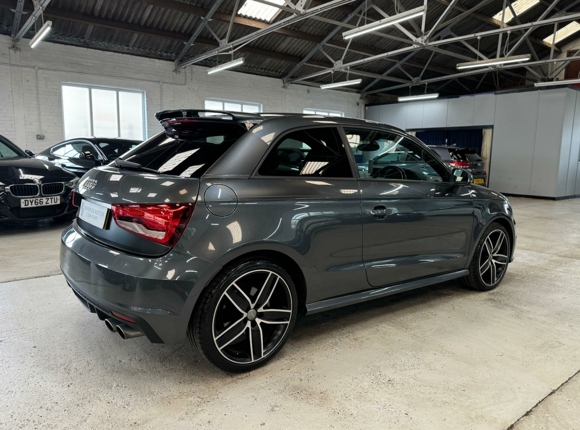 Audi S1