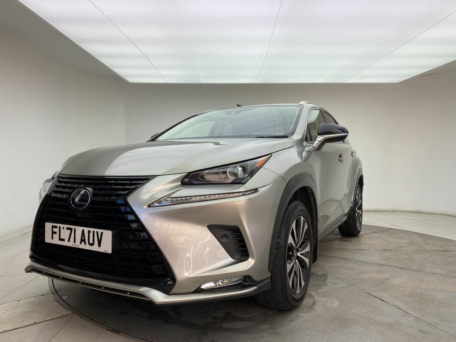 Lexus NX 300h