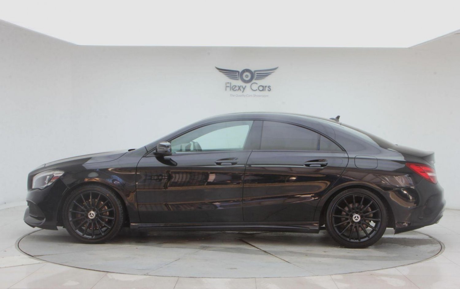 Mercedes Benz CLA
