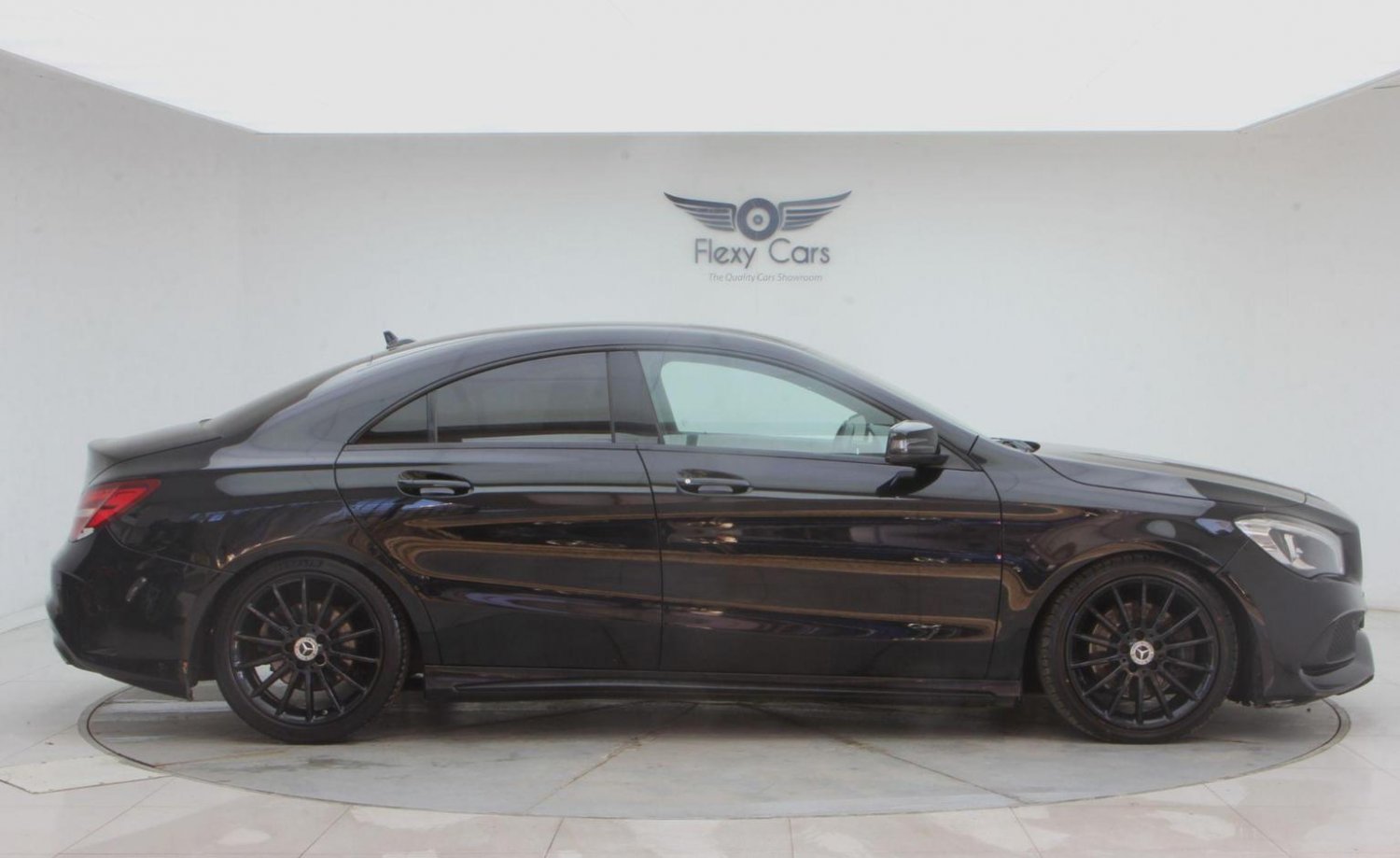 Mercedes Benz CLA