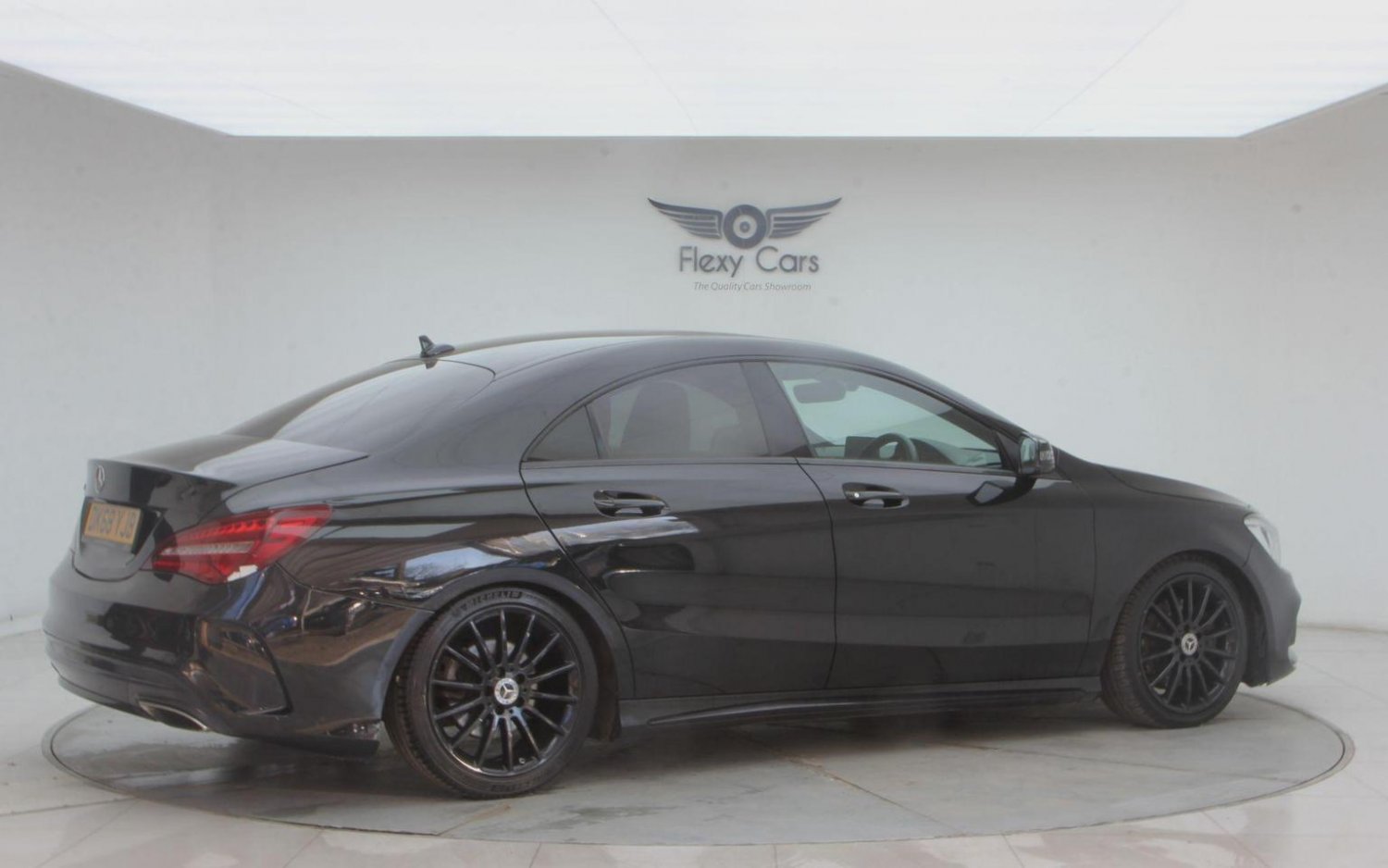 Mercedes Benz CLA