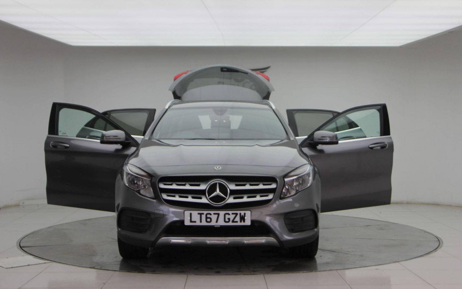 Mercedes Benz GLA Class