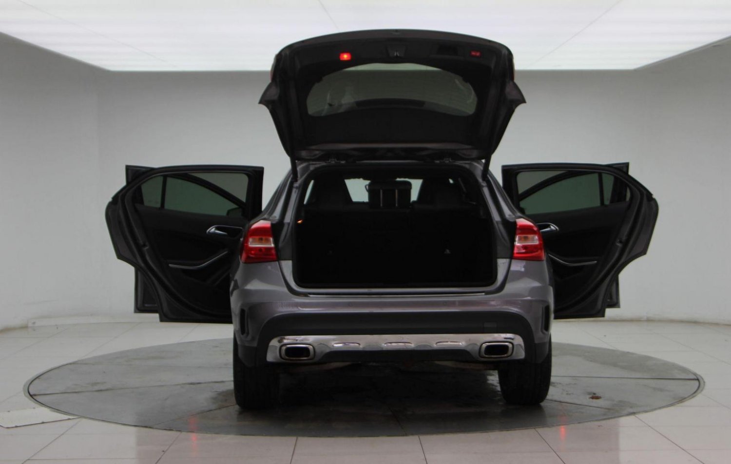 Mercedes Benz GLA Class