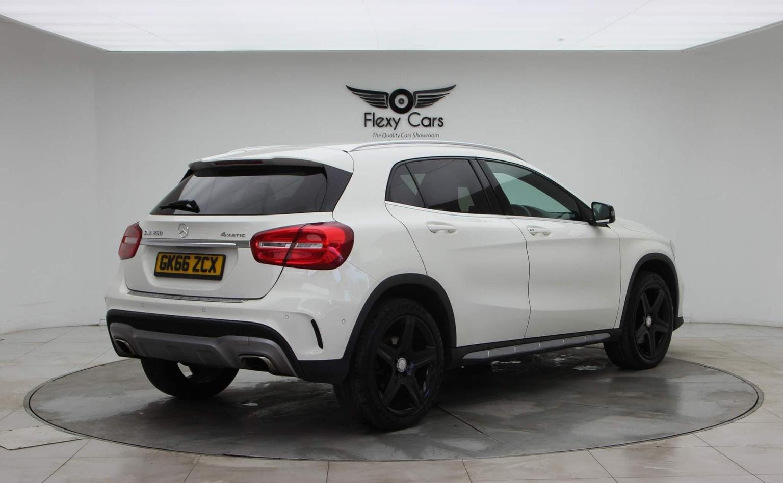 Mercedes Benz GLA Class