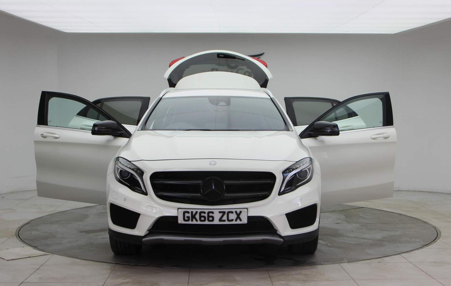 Mercedes Benz GLA Class