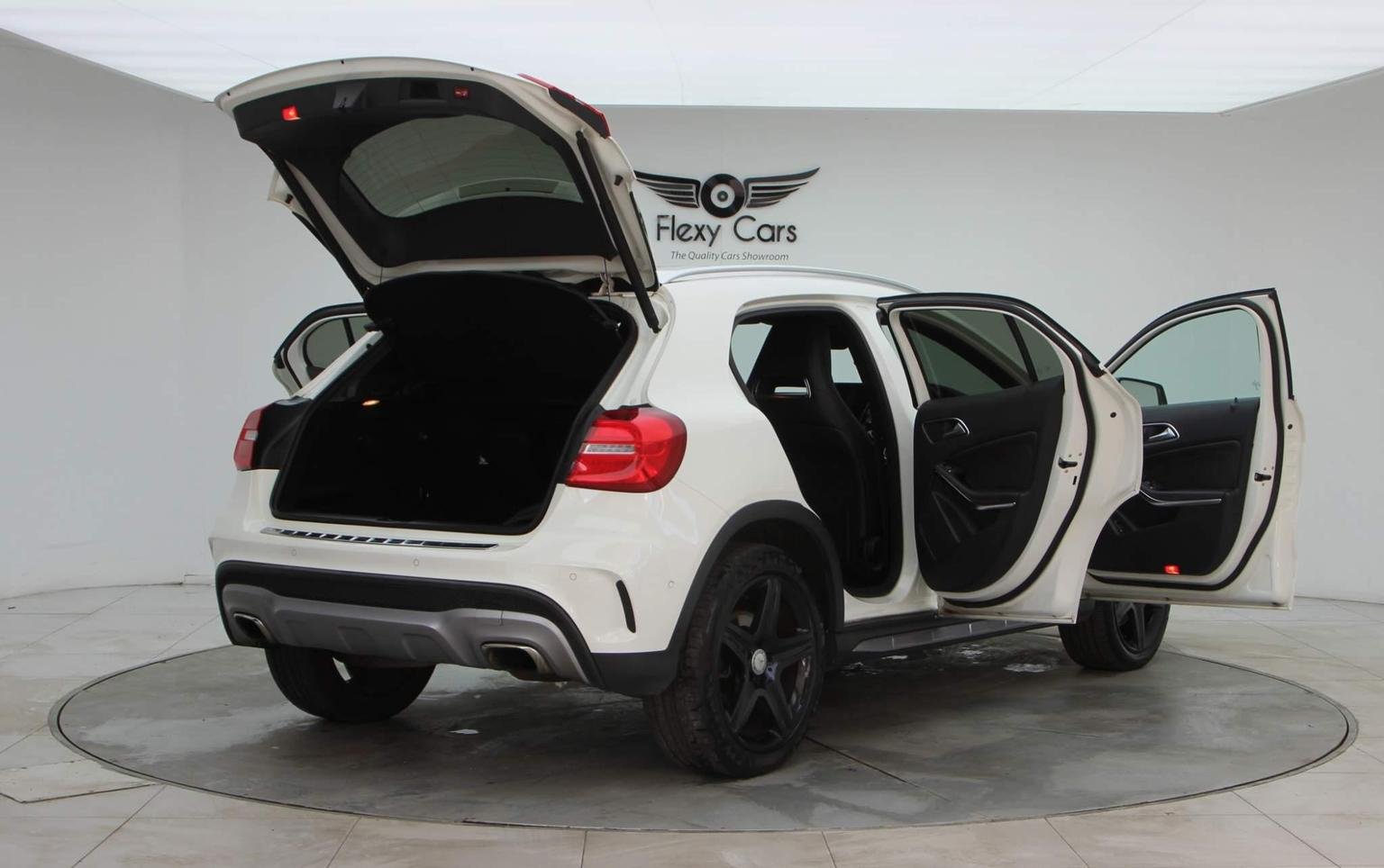Mercedes Benz GLA Class