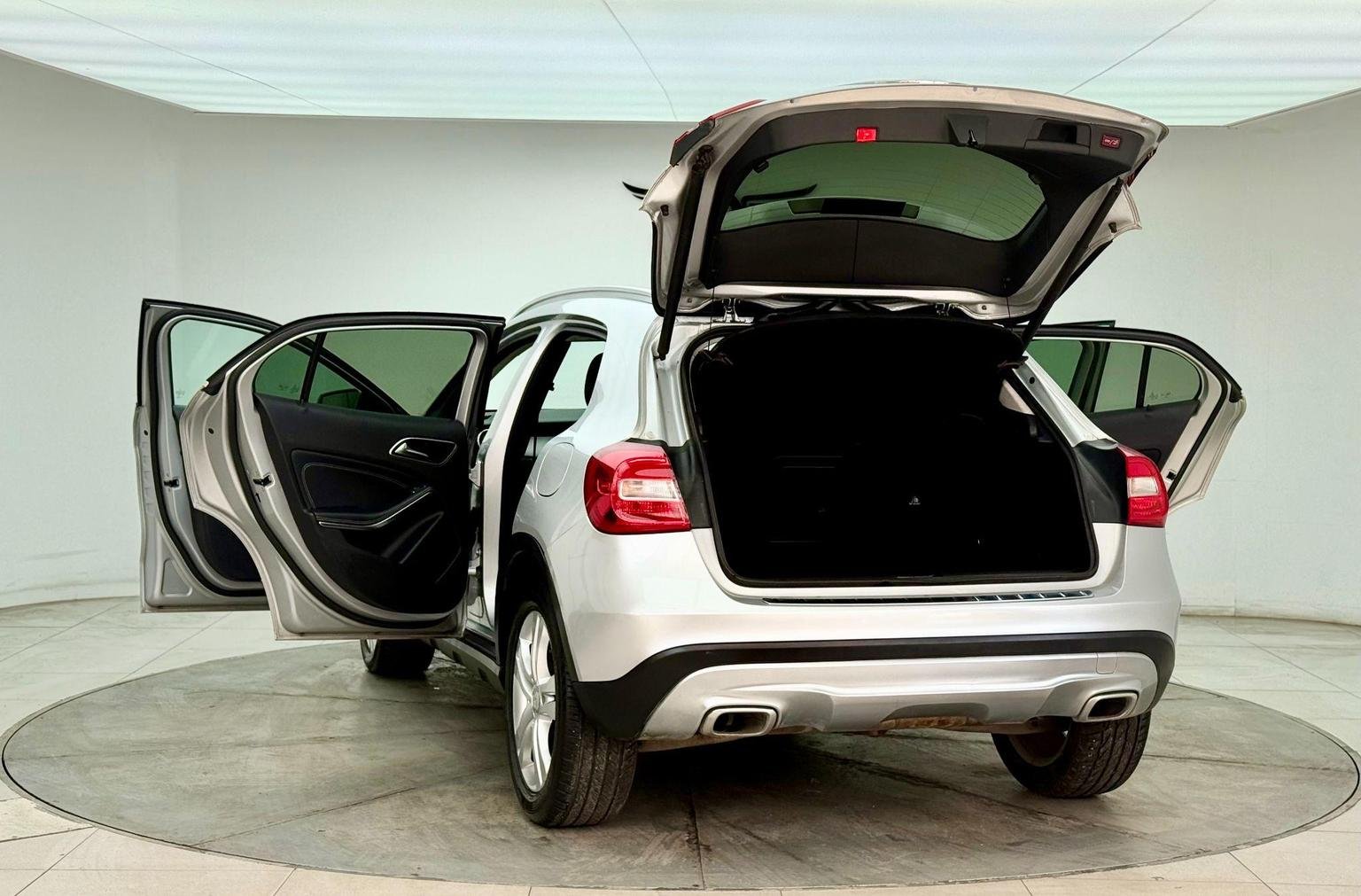 Mercedes Benz GLA Class