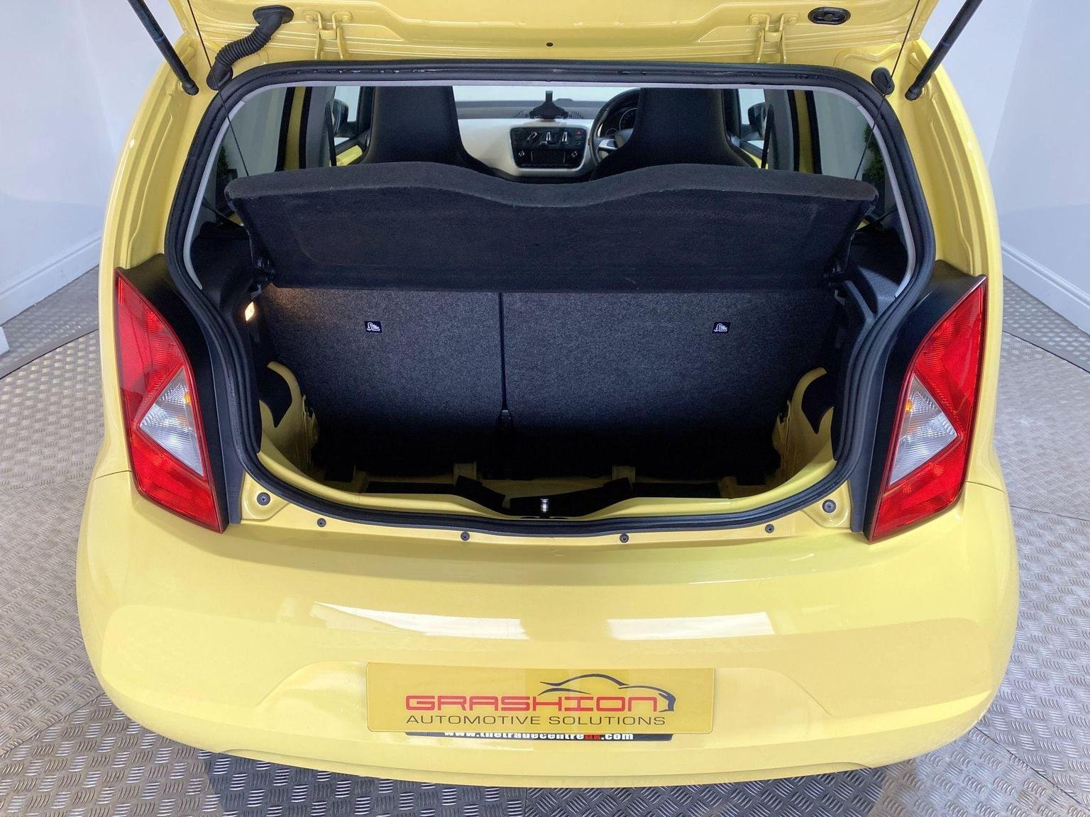 SEAT Mii
