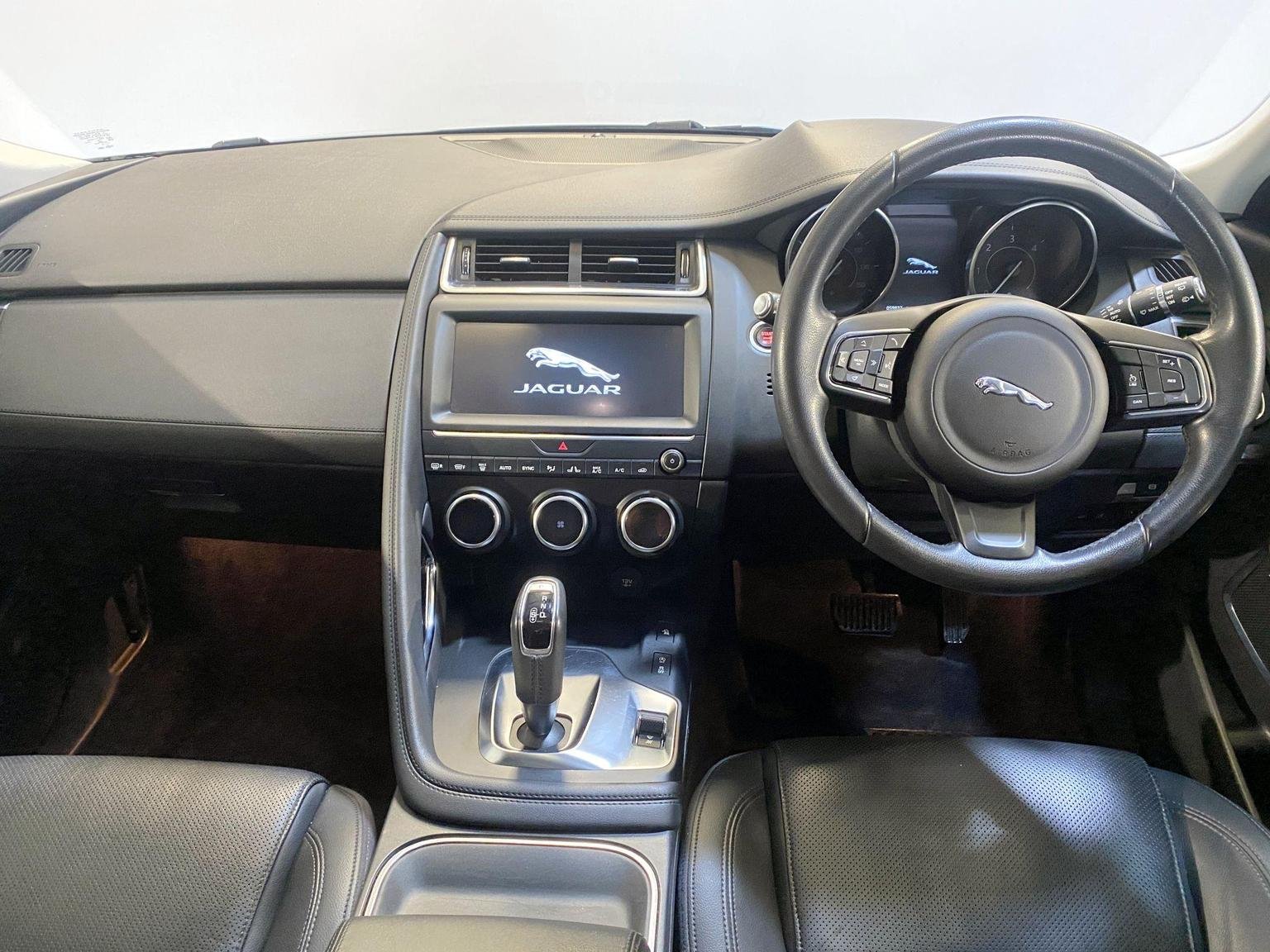 Jaguar E Pace