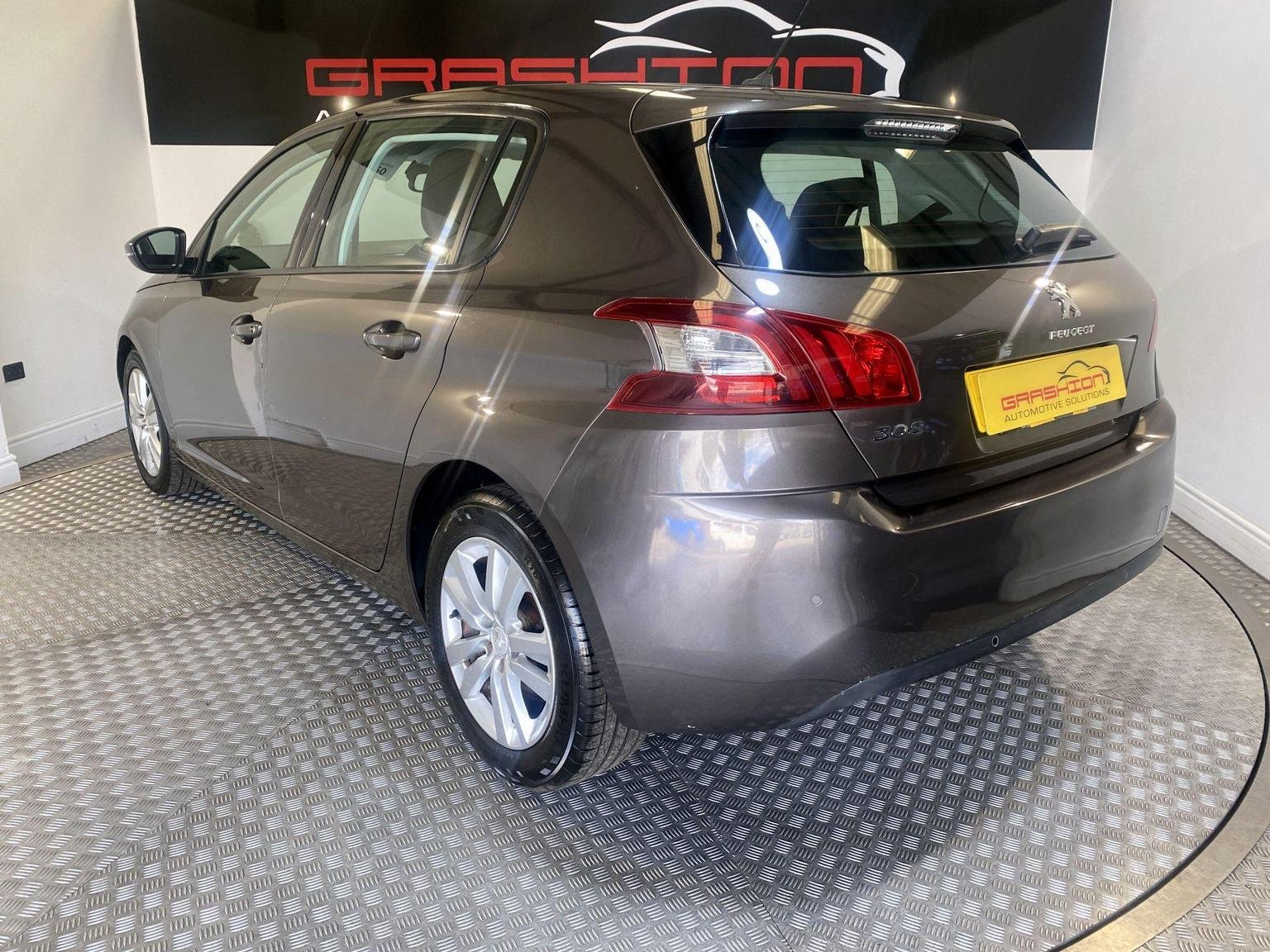 Peugeot 308
