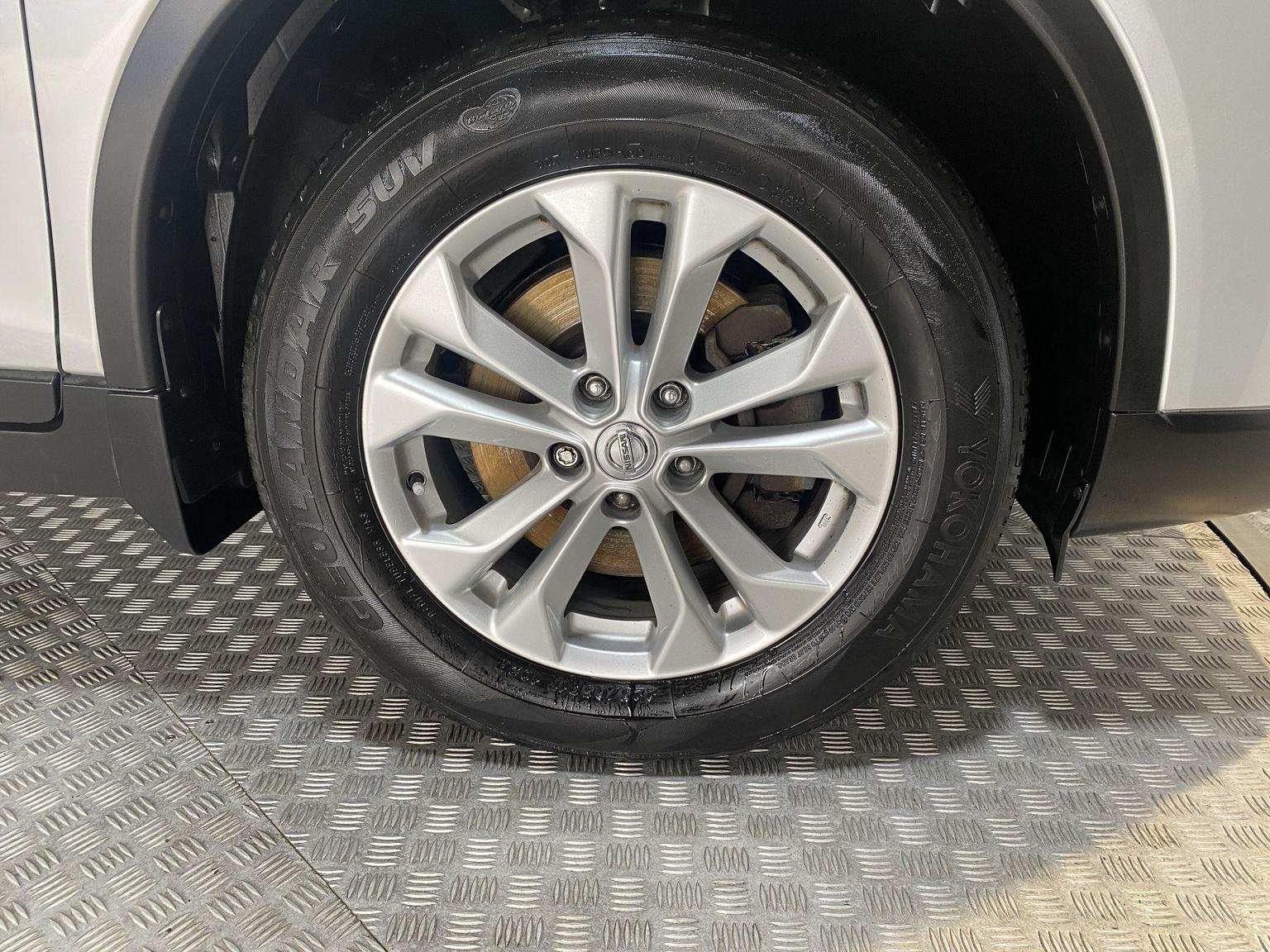 Nissan X Trail