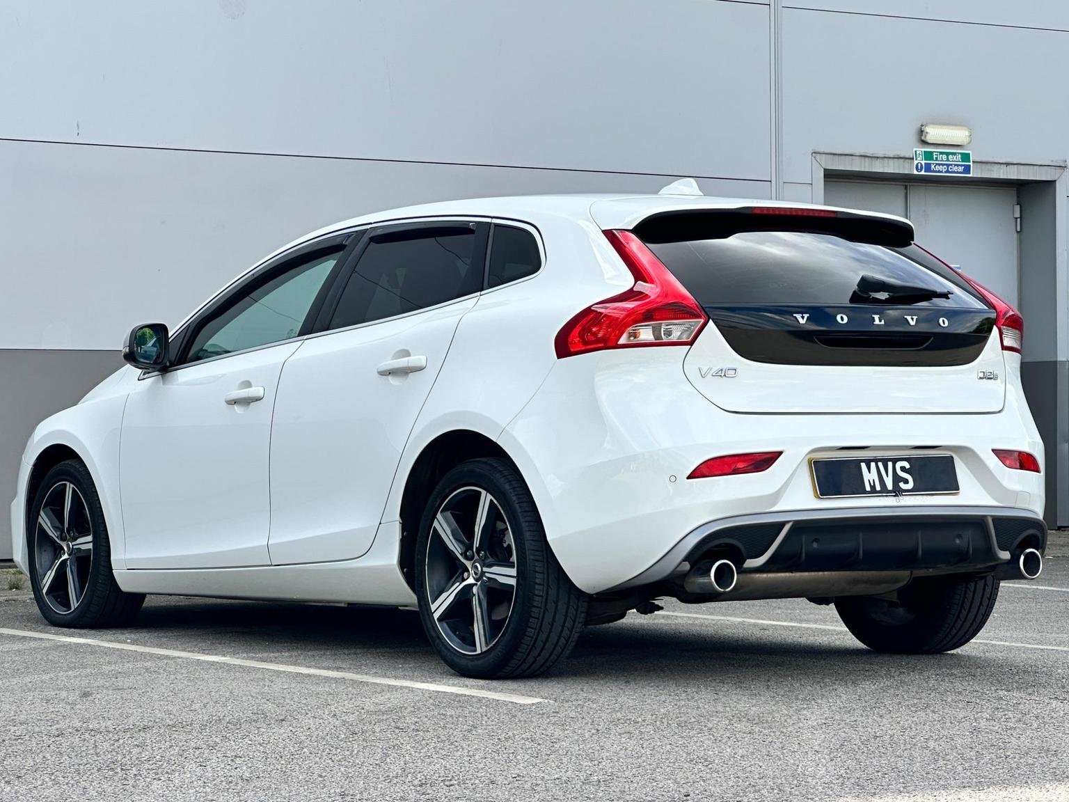 Volvo V40