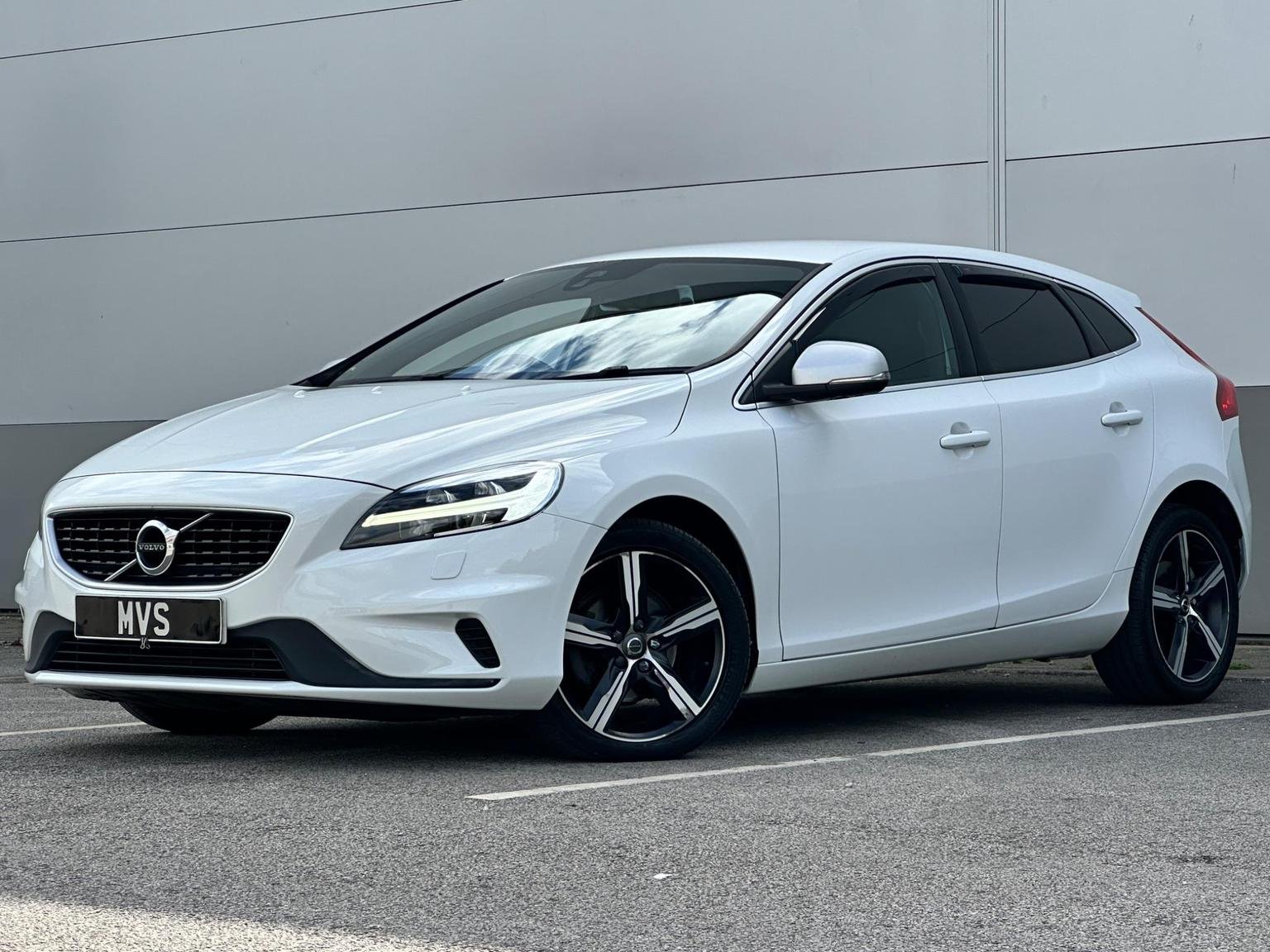 Volvo V40