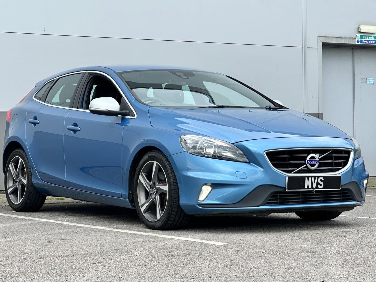 Volvo V40