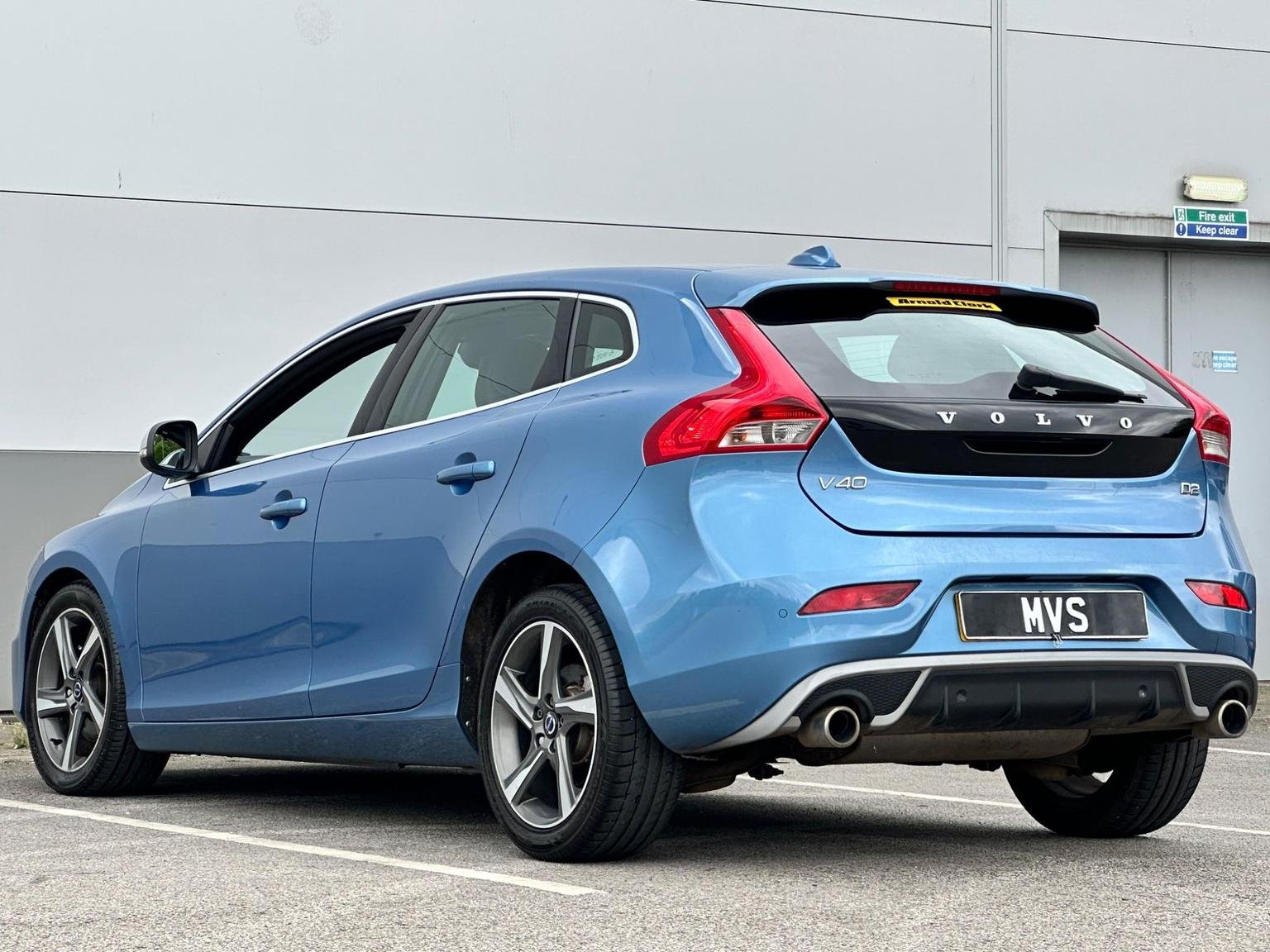 Volvo V40