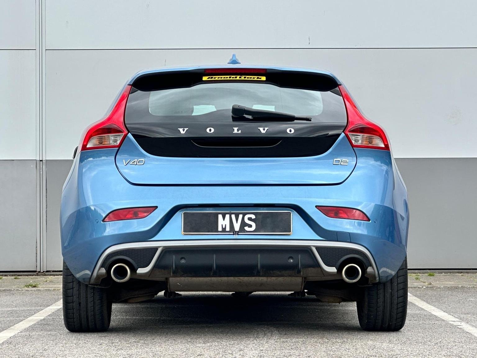 Volvo V40