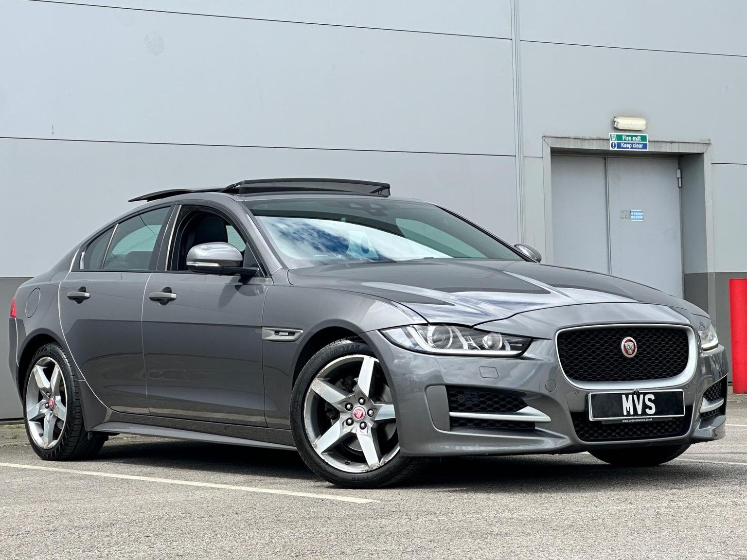 Jaguar XE