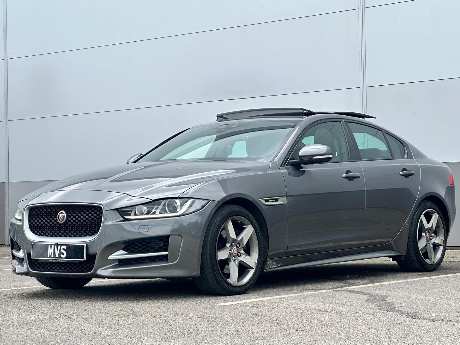 Jaguar XE