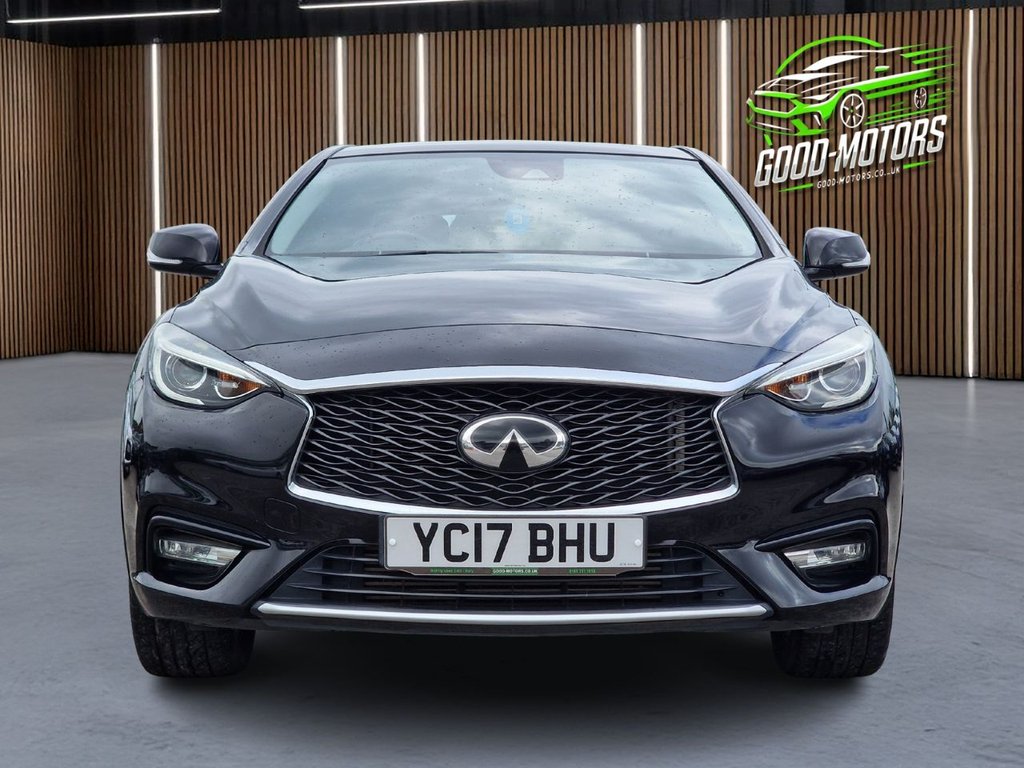 Infiniti Q30