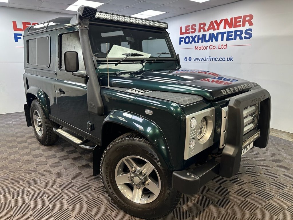 Land Rover Defender