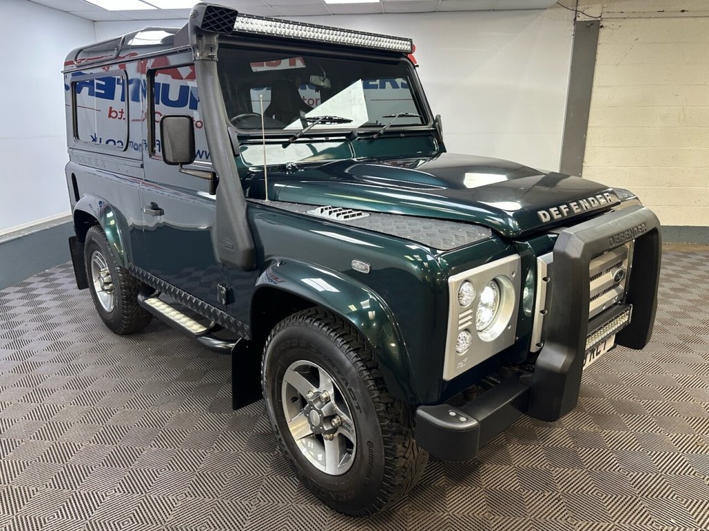 Land Rover Defender