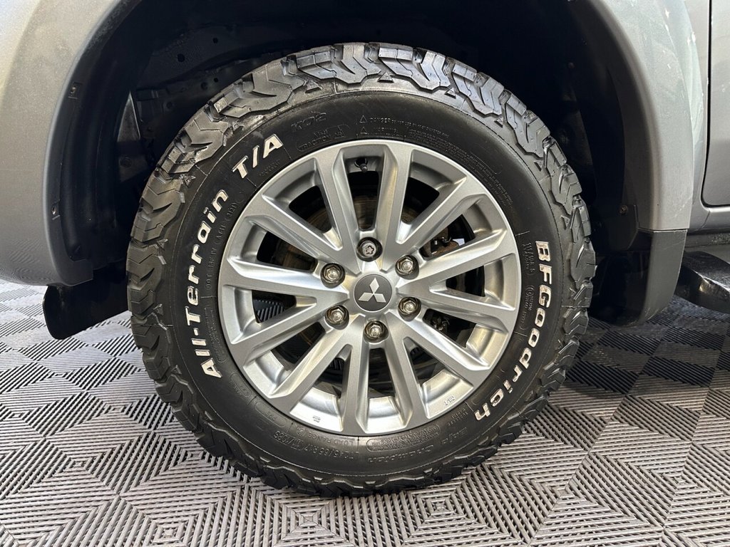 Mitsubishi L200