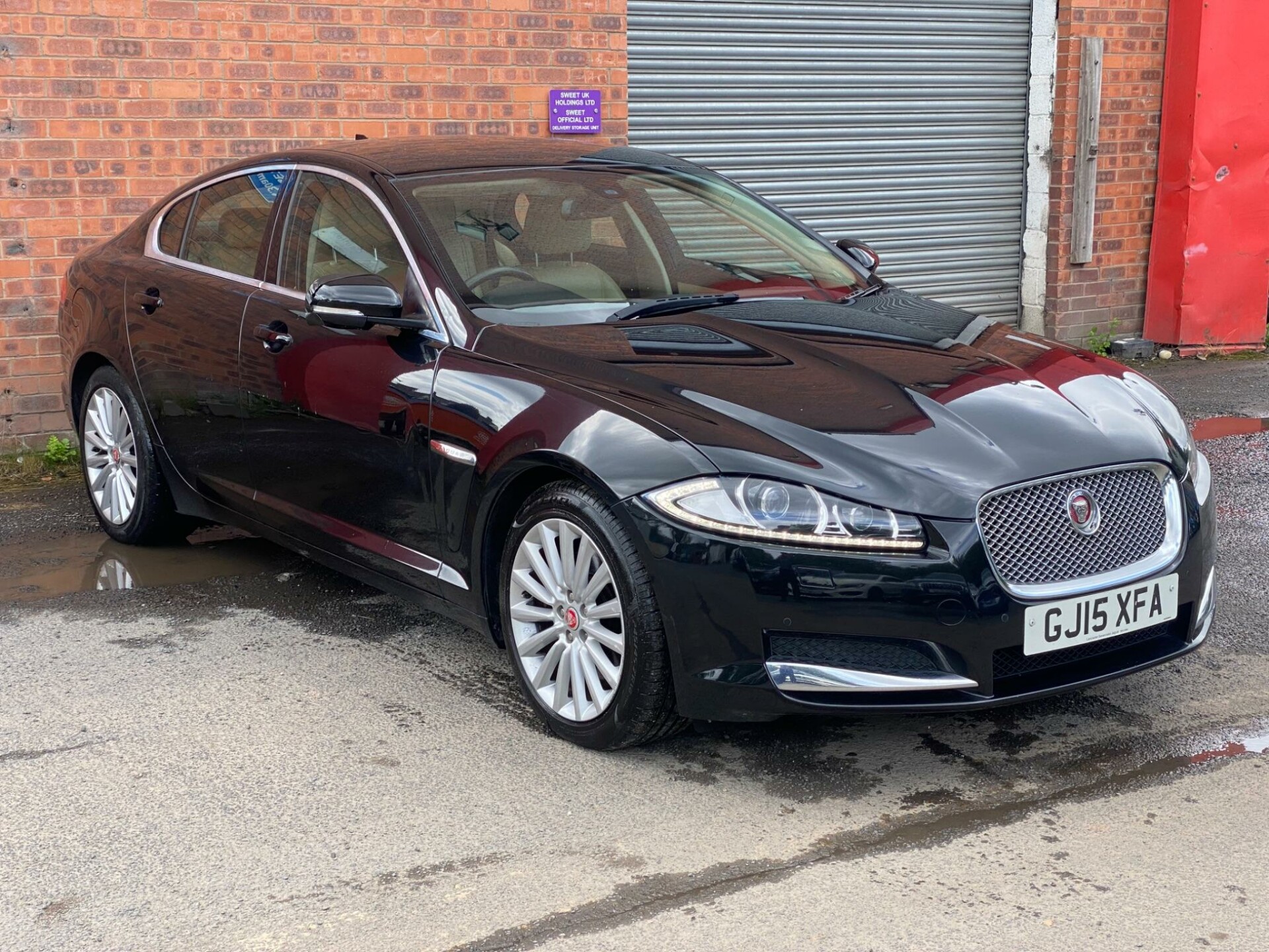 Jaguar XF