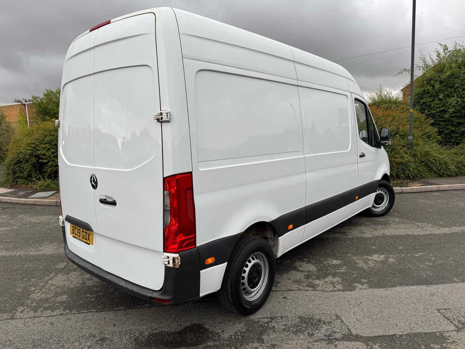 Mercedes Benz Sprinter