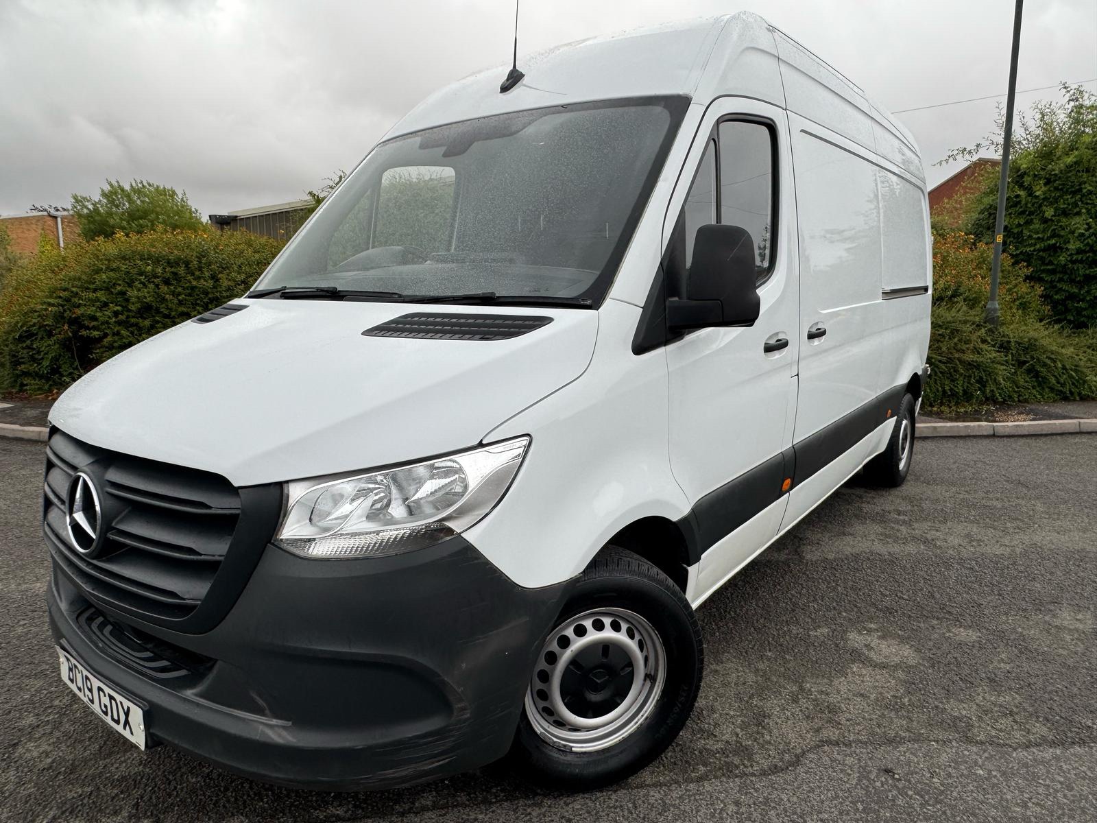 Mercedes Benz Sprinter