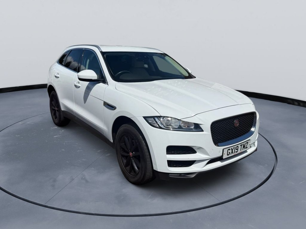 Jaguar F Pace
