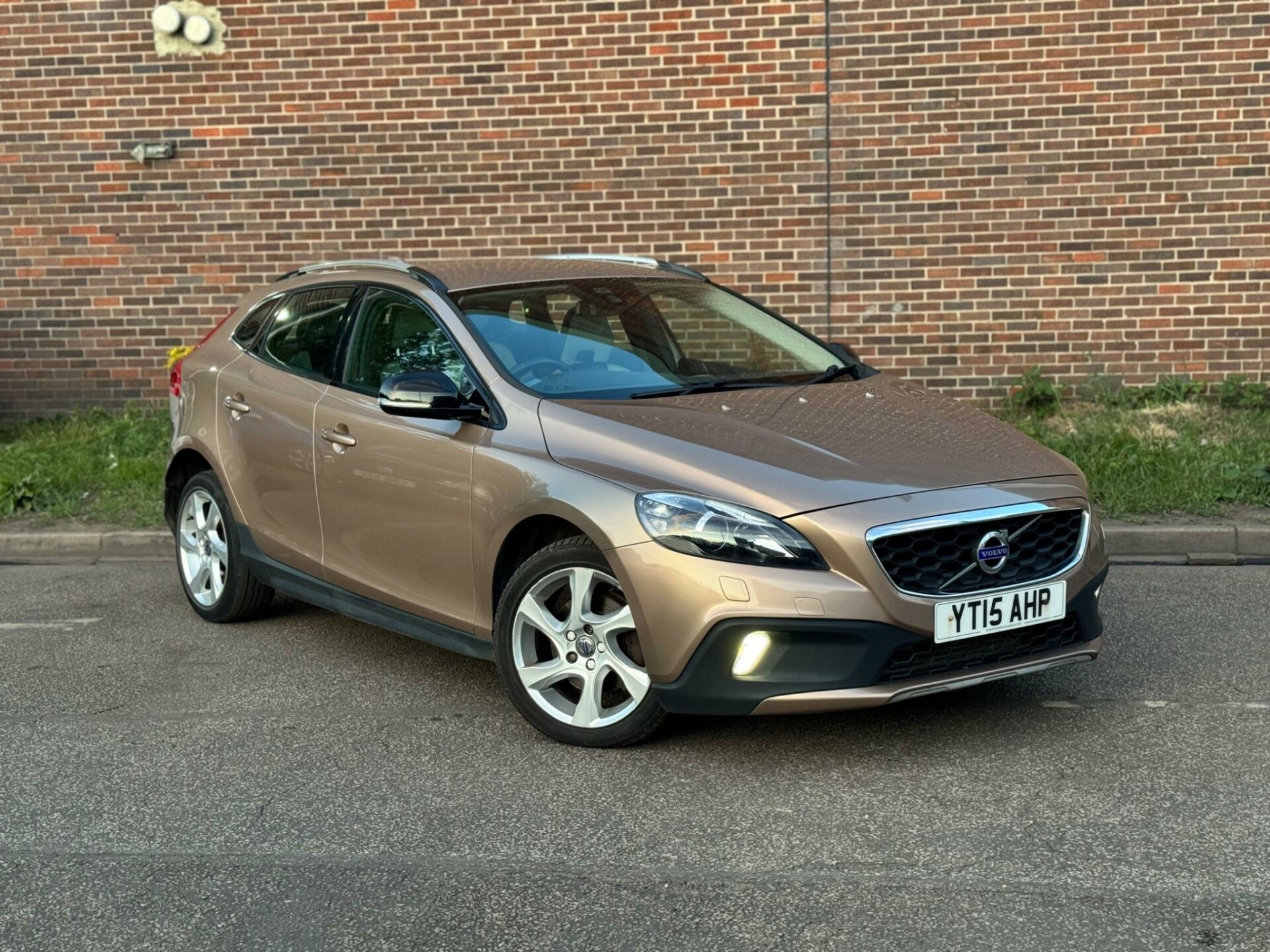 Volvo V40