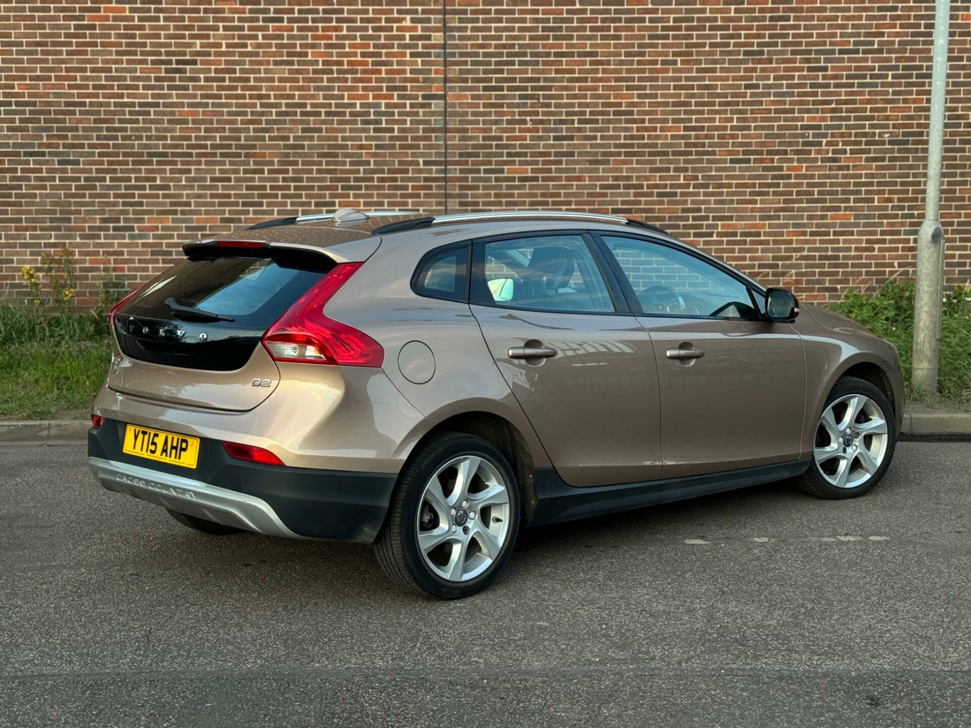 Volvo V40