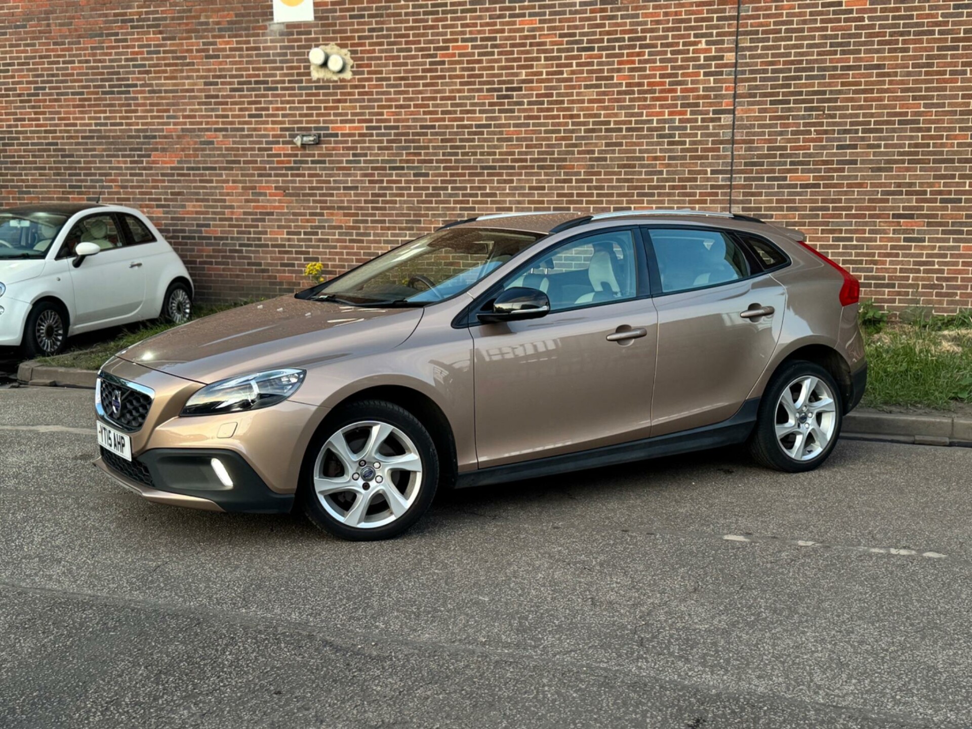 Volvo V40