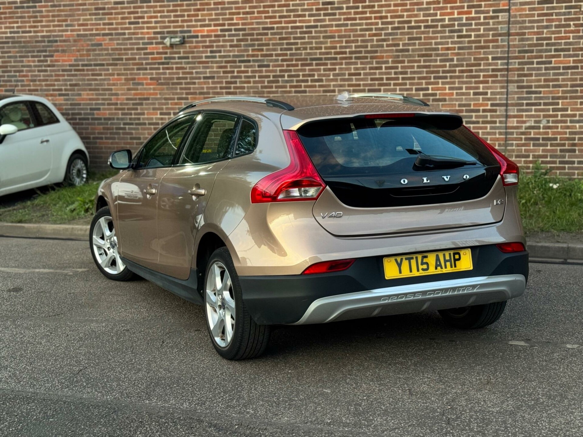 Volvo V40