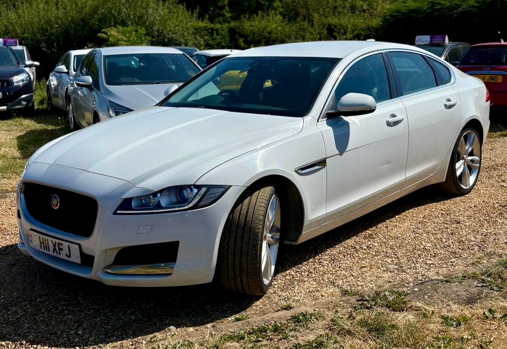 Jaguar XF