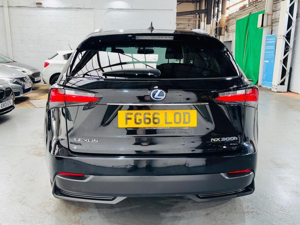 Lexus NX 300h