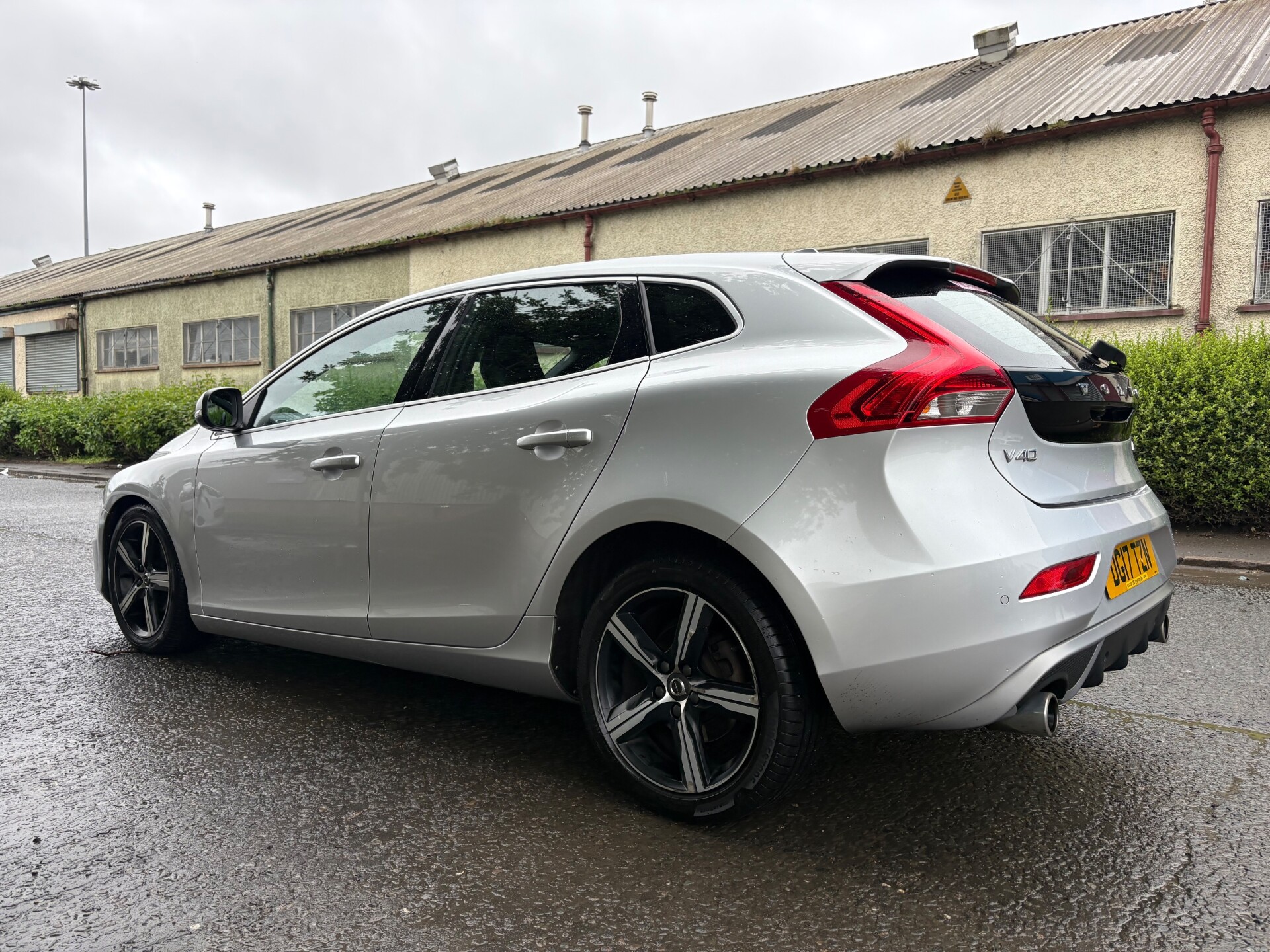 Volvo V40