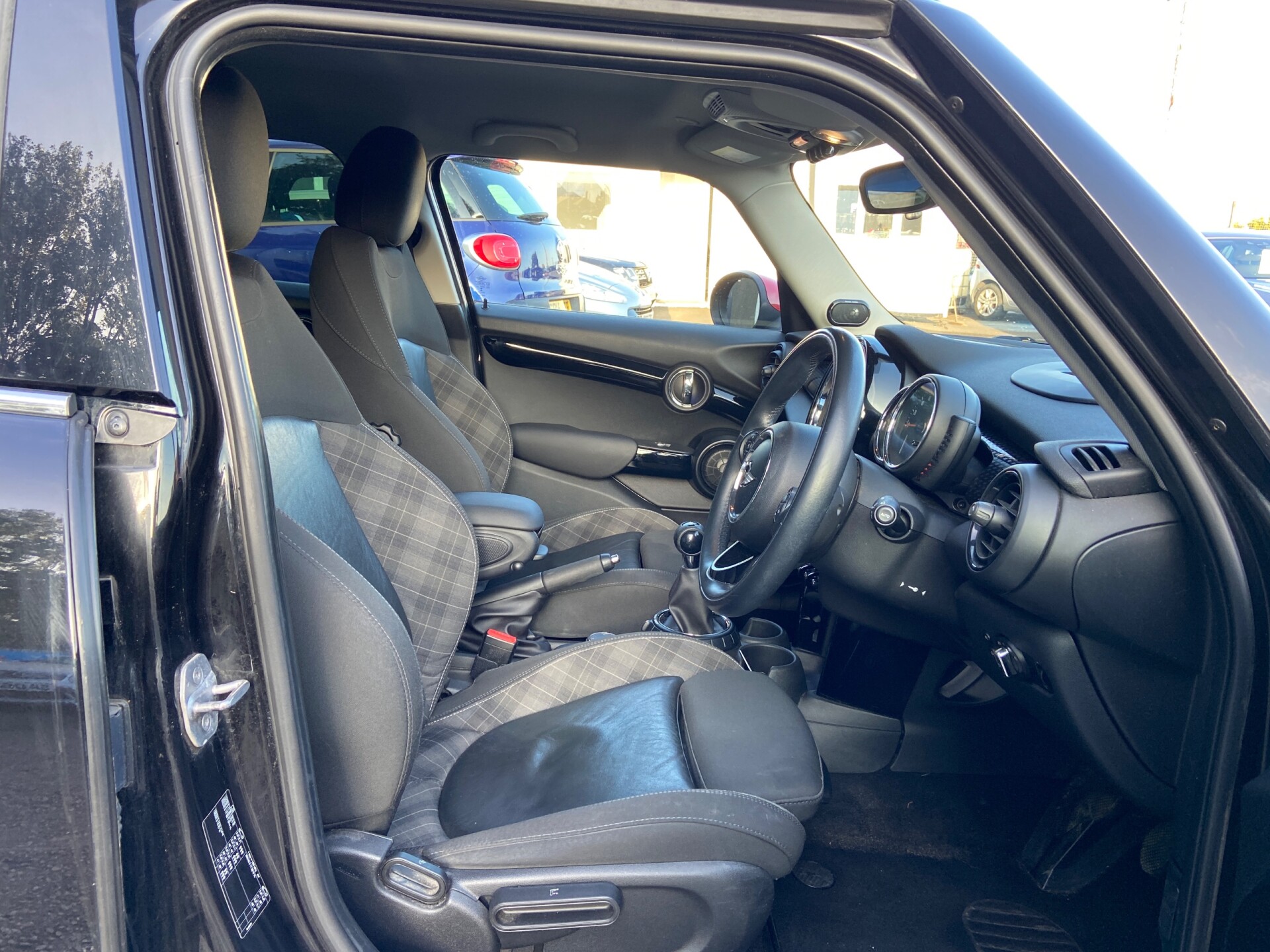 MINI Hatch
