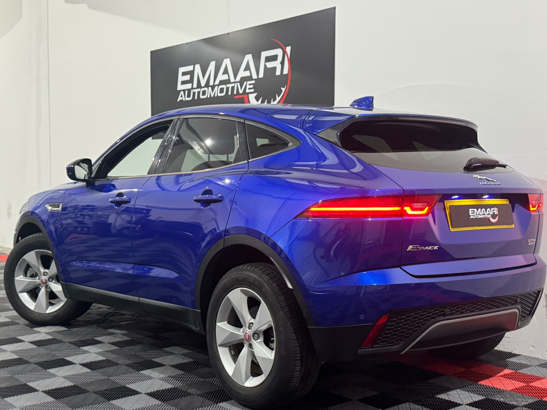 Jaguar E Pace