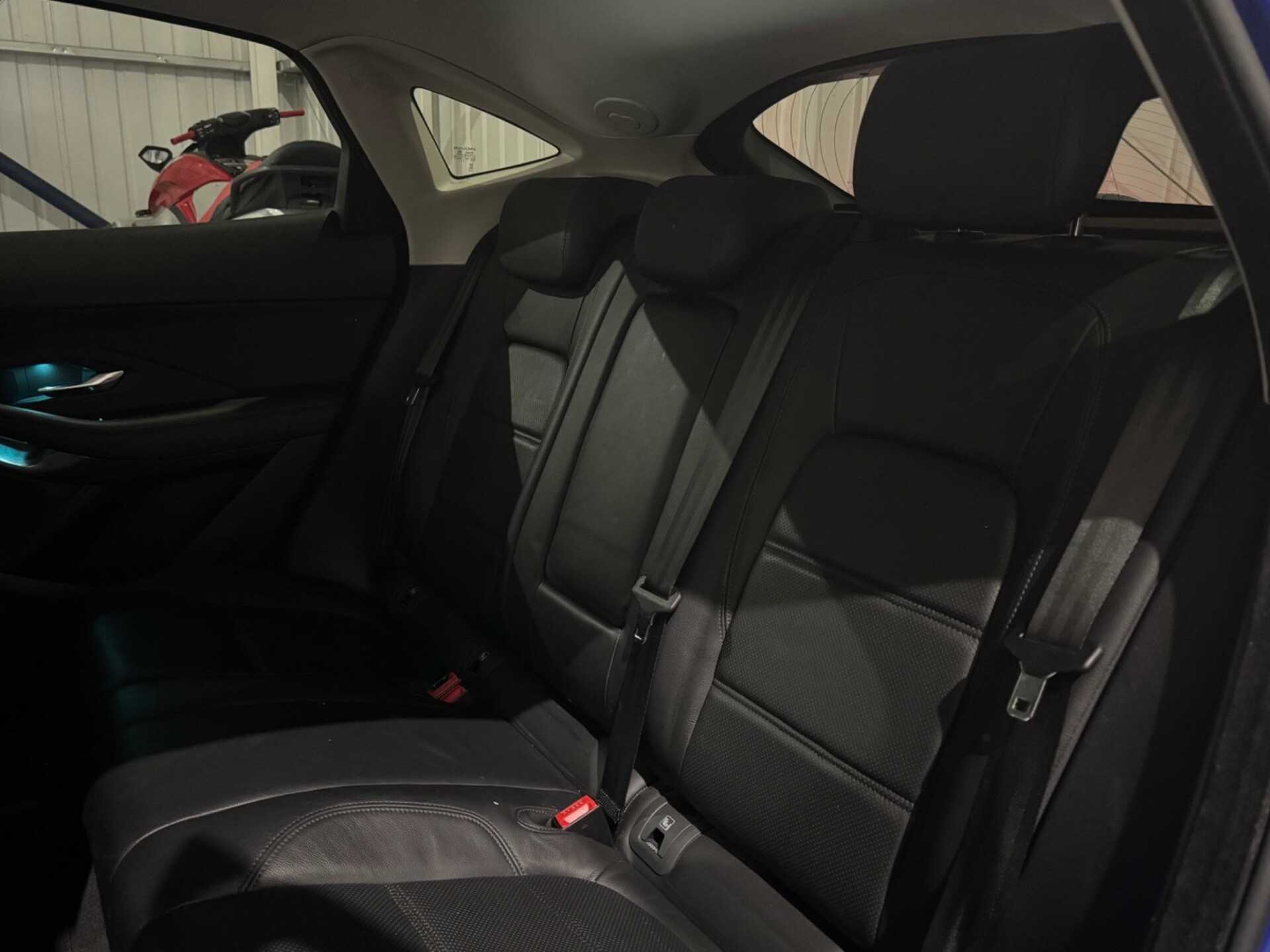 Jaguar E Pace