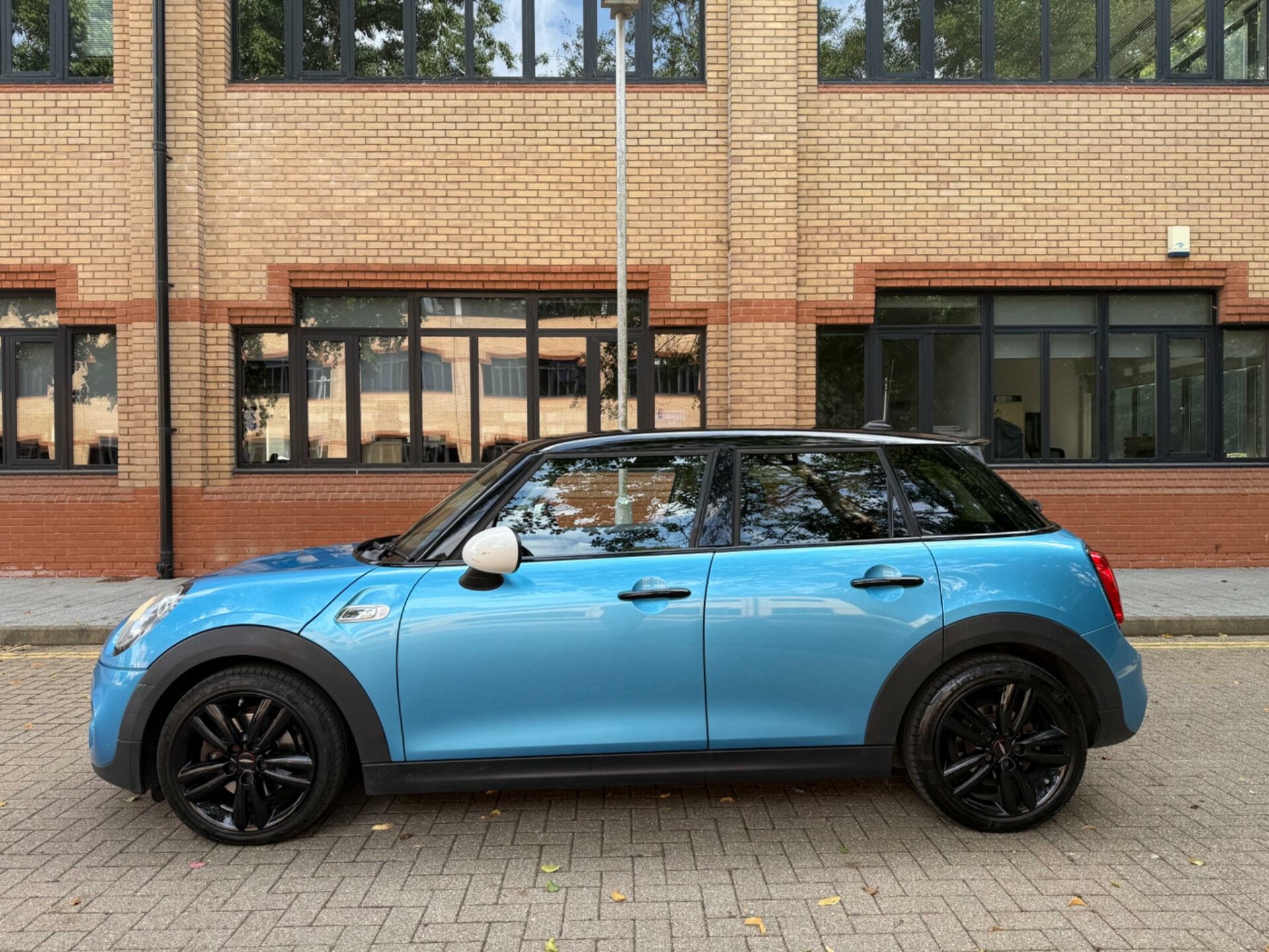 MINI Hatch