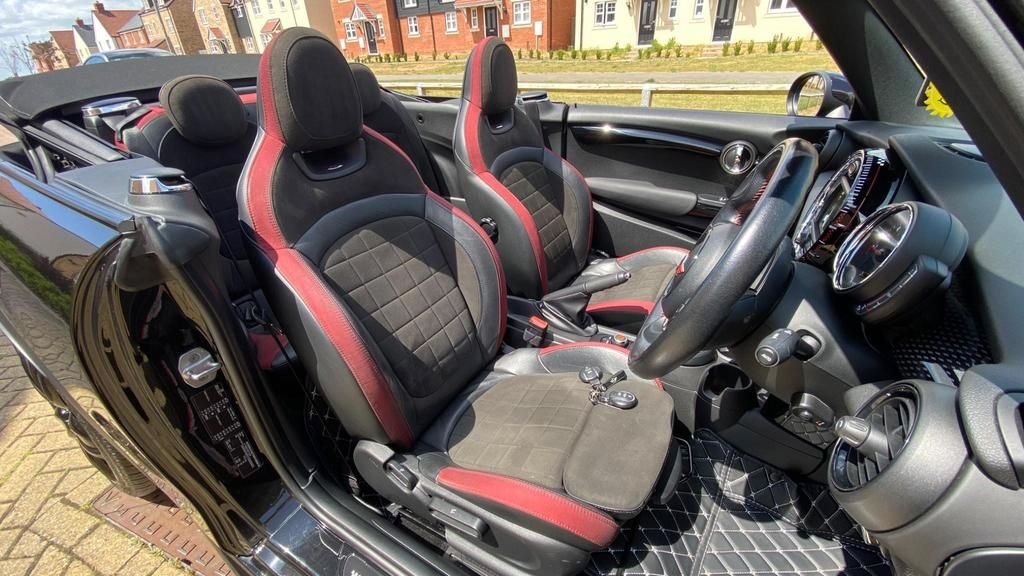 MINI Convertible